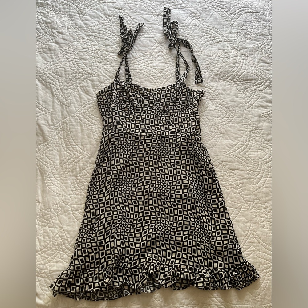 20% OFF 2+ BUNDLES! Urban Outfitters Linen Blend Dress. Black & Ivory. Small